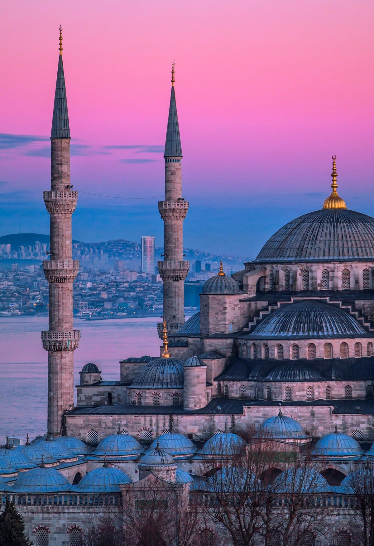 Living in Istanbul as a Foreigner — Transport, Health, Education and Daily Life