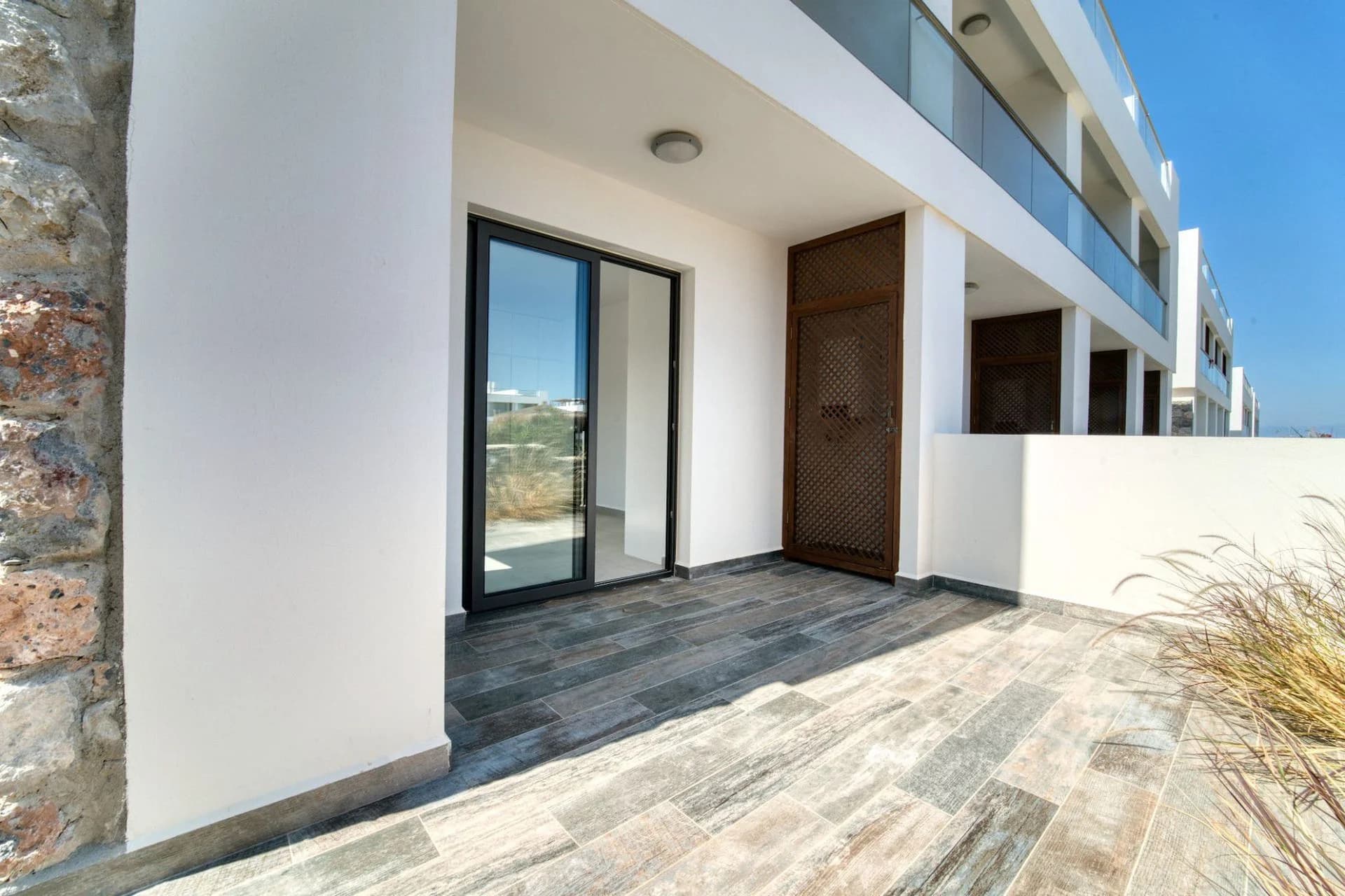 evergreen-112-exterior-9