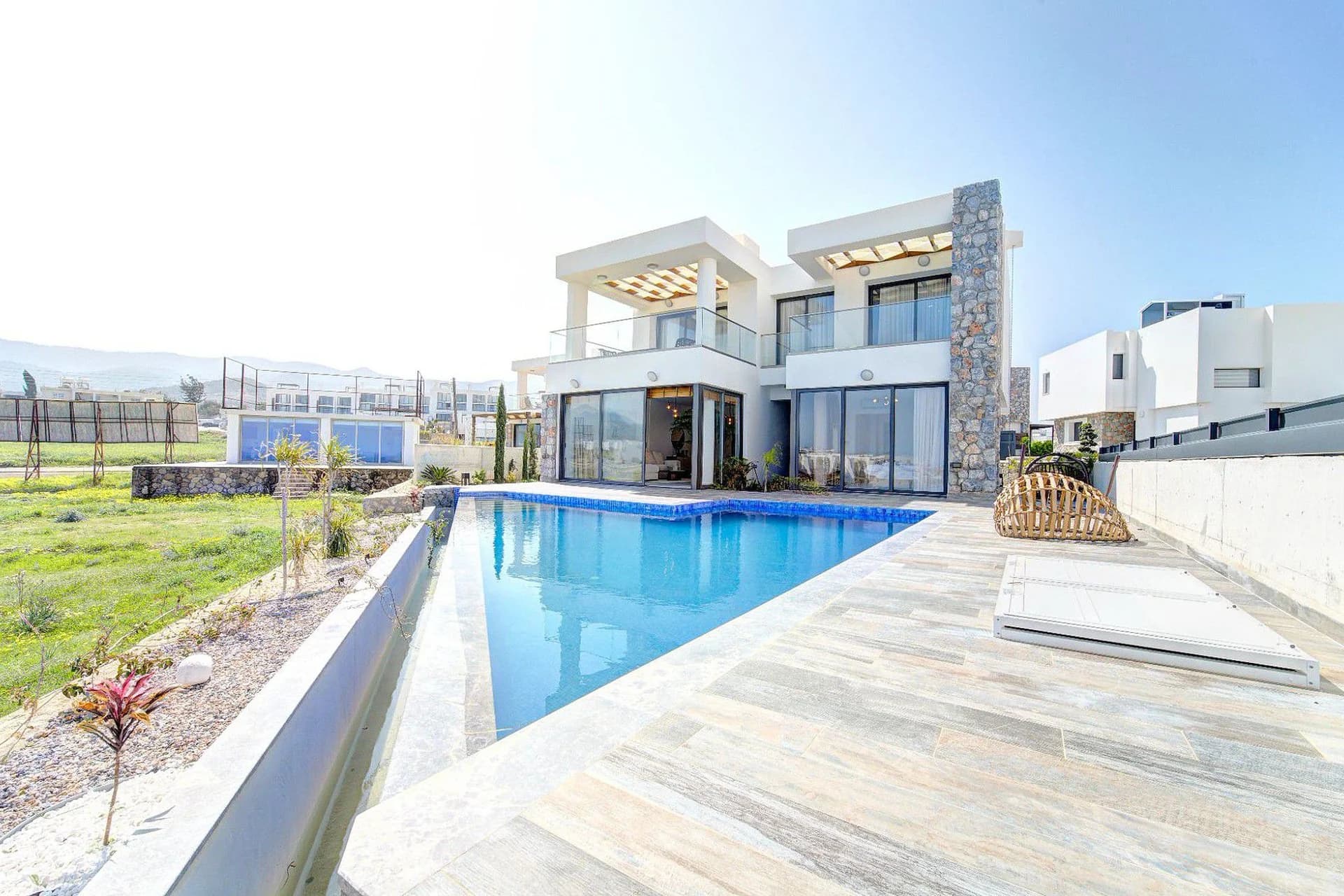 evergreen-112-exterior-17