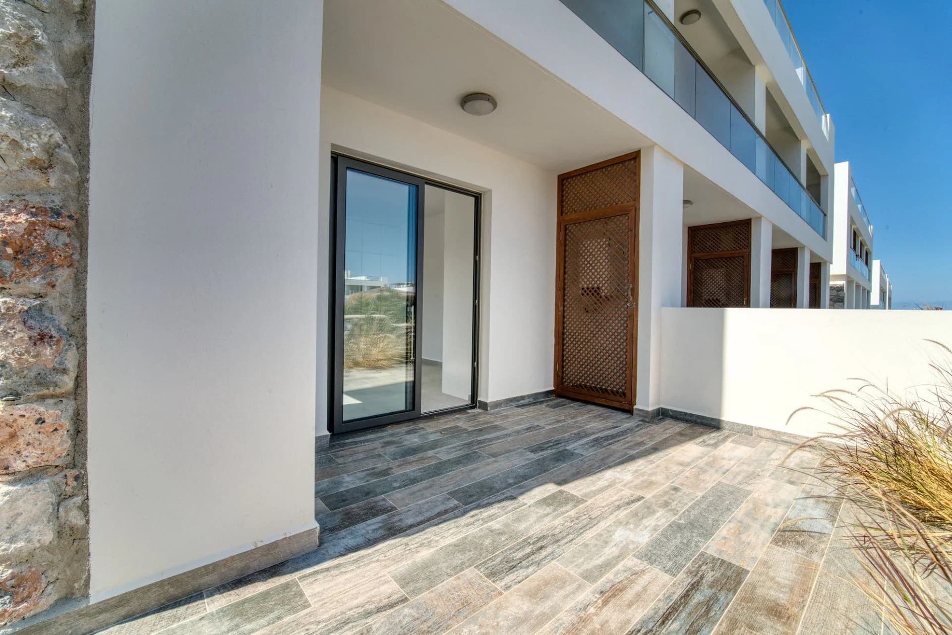evergreen-112-exterior-8