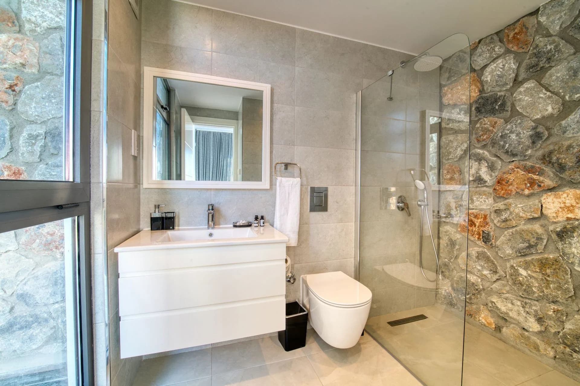evergreen-112-interior-40