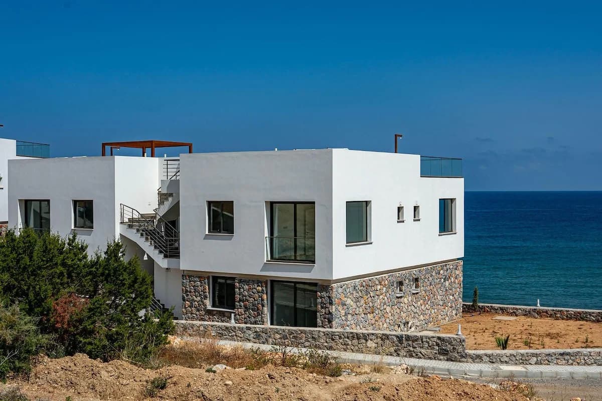 evergreen-2-exterior-12