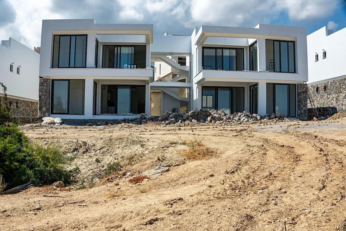 evergreen-2-exterior-15