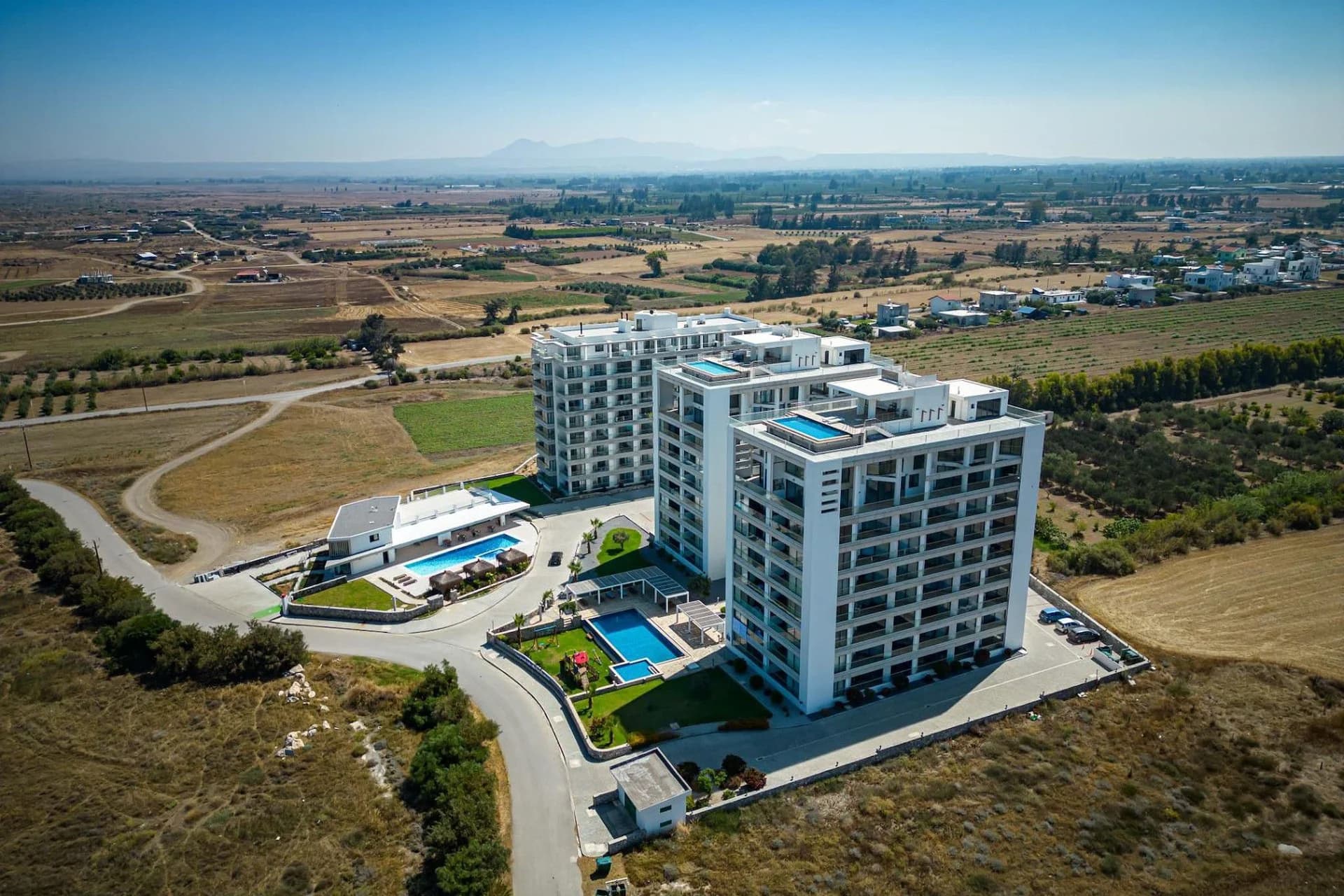 evergreen-215-exterior-2