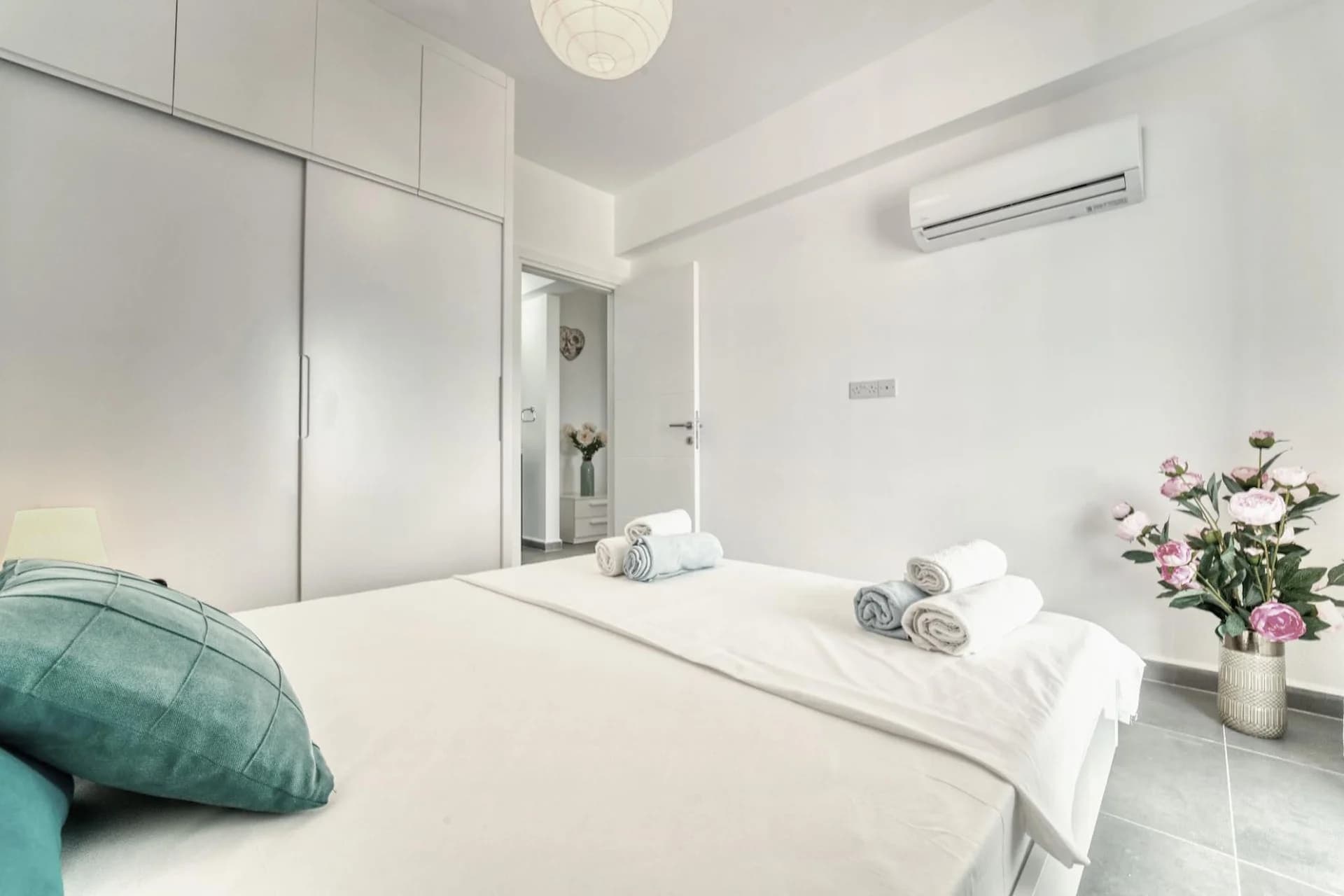 evergreen-215-interior-29