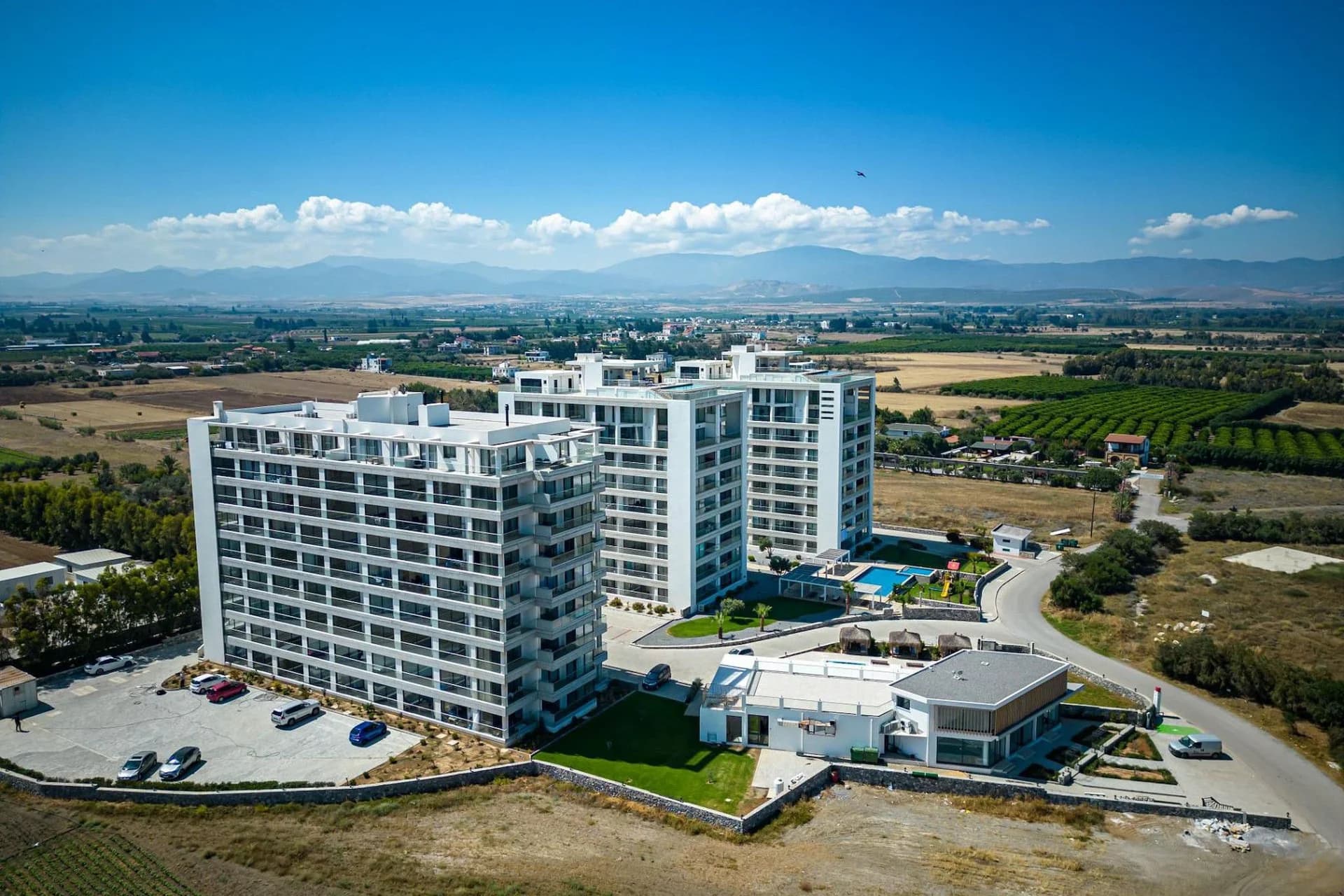 evergreen-215-exterior-7