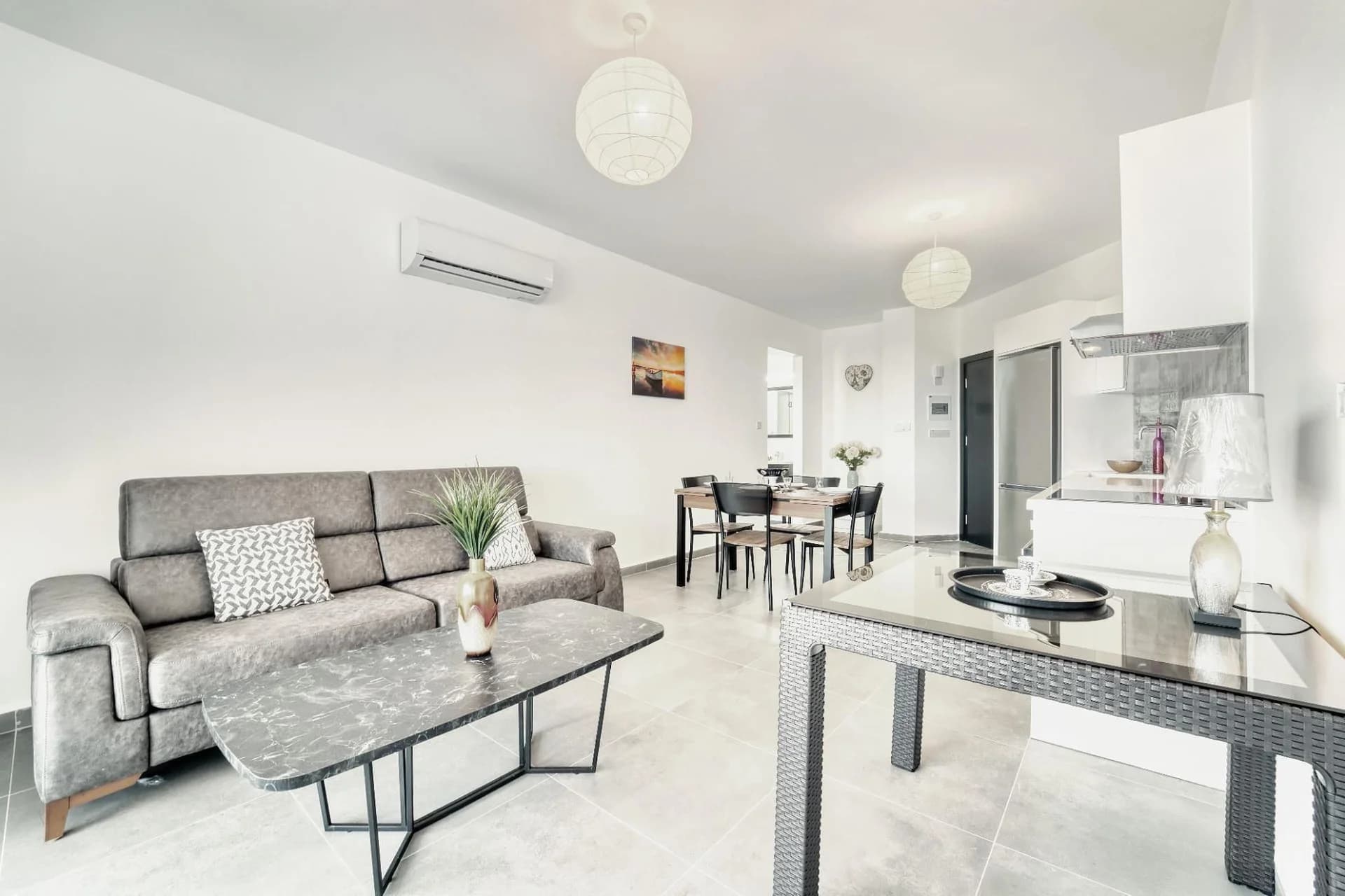 evergreen-215-interior-21
