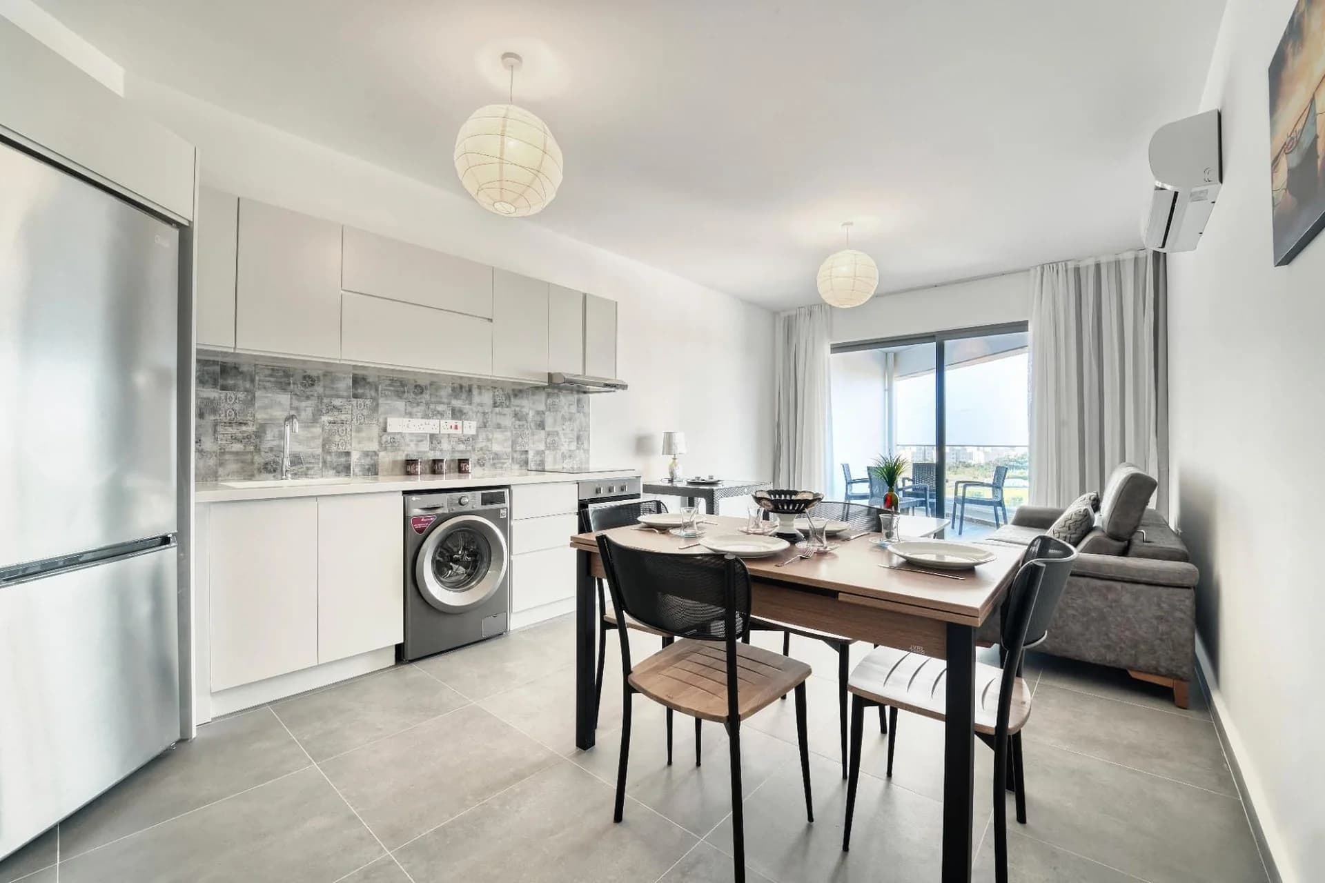 evergreen-215-interior-23