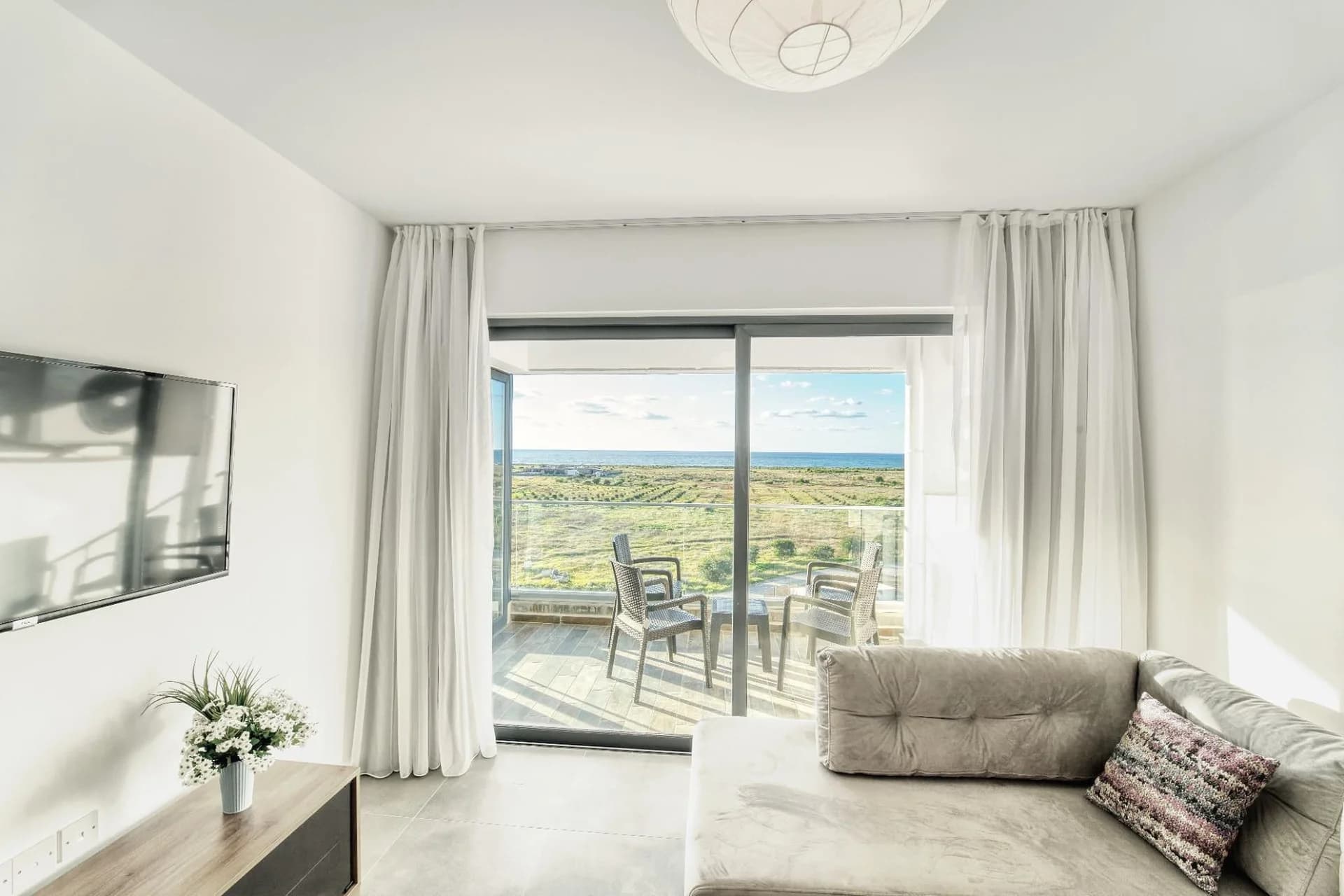 evergreen-215-interior-36