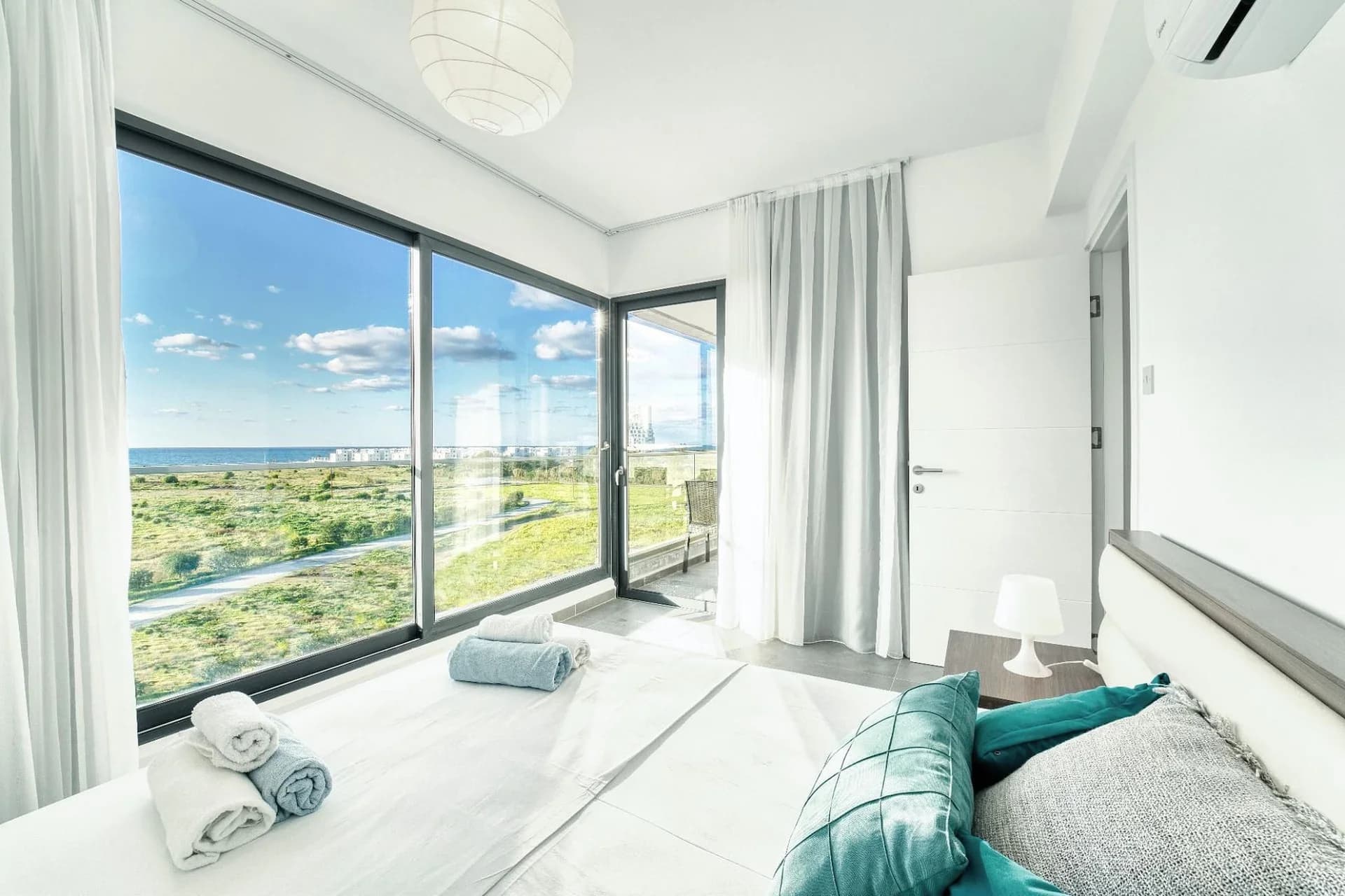 evergreen-215-interior-33