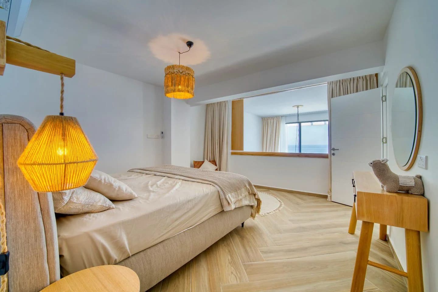 evergreen-221-interior-26