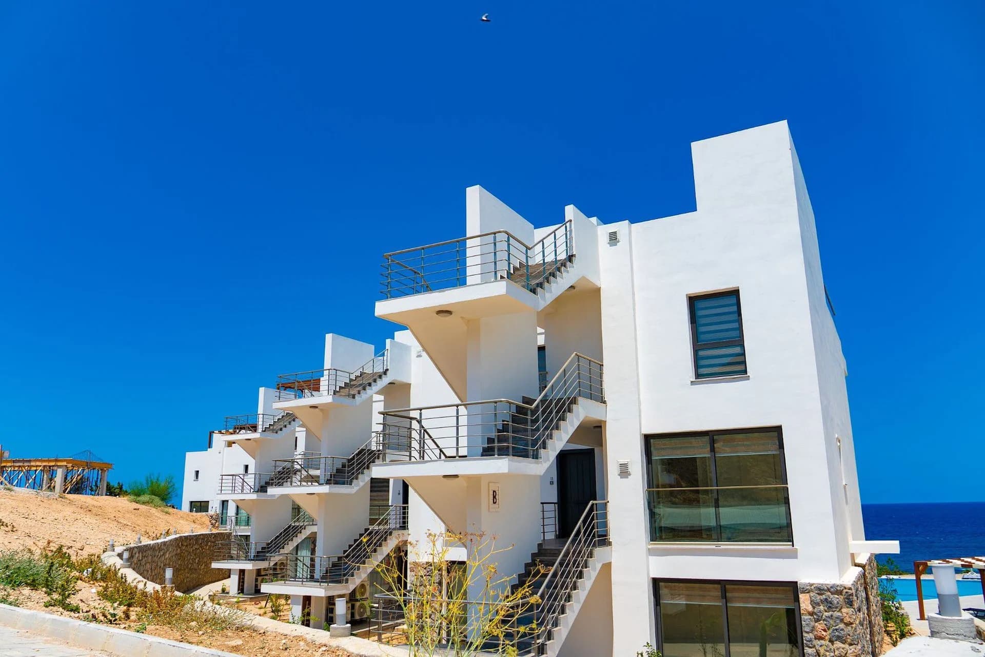evergreen-221-exterior-10
