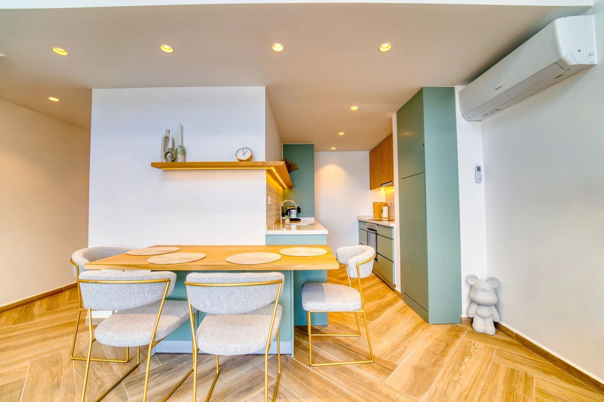 evergreen-221-interior-18