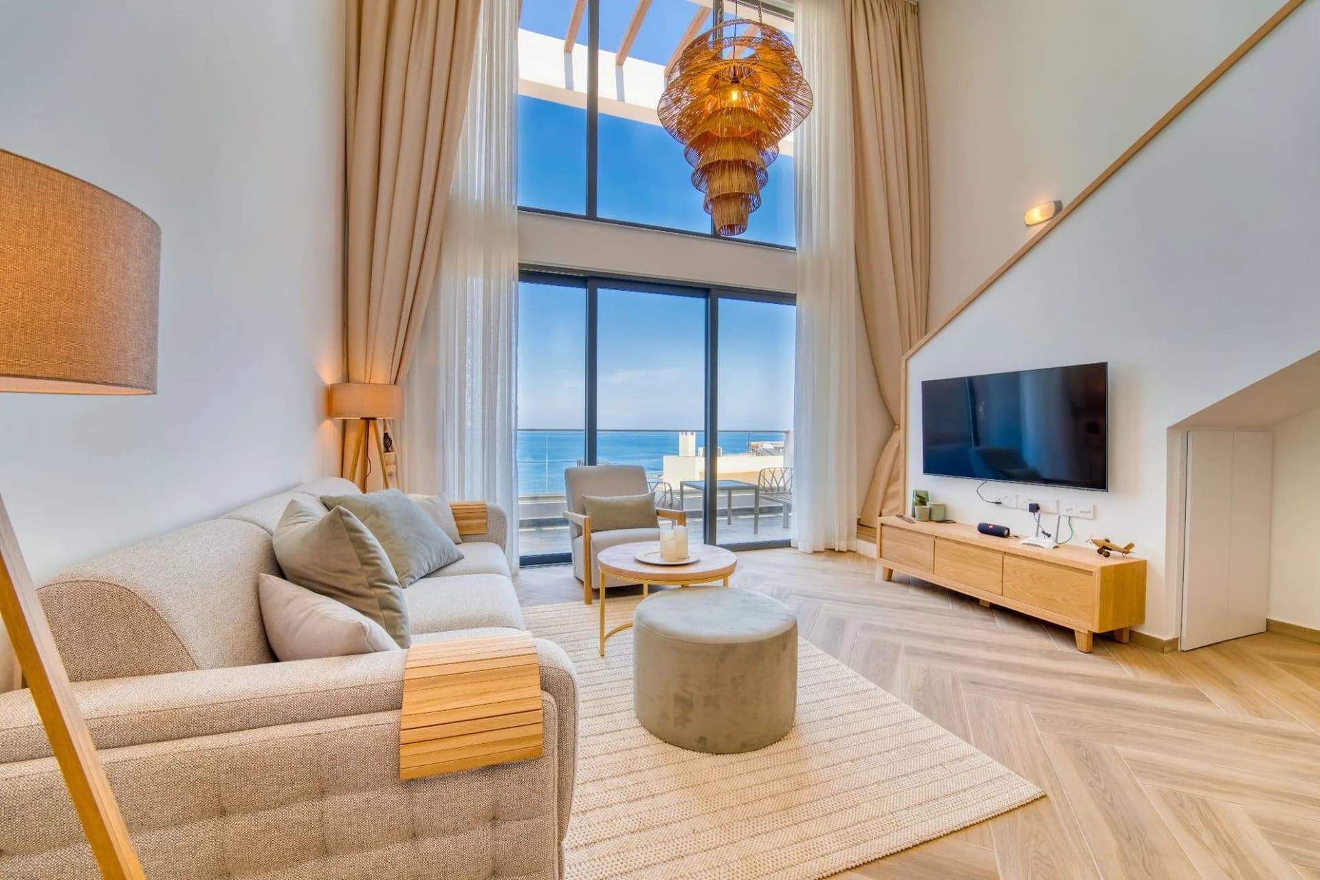 evergreen-221-interior-14