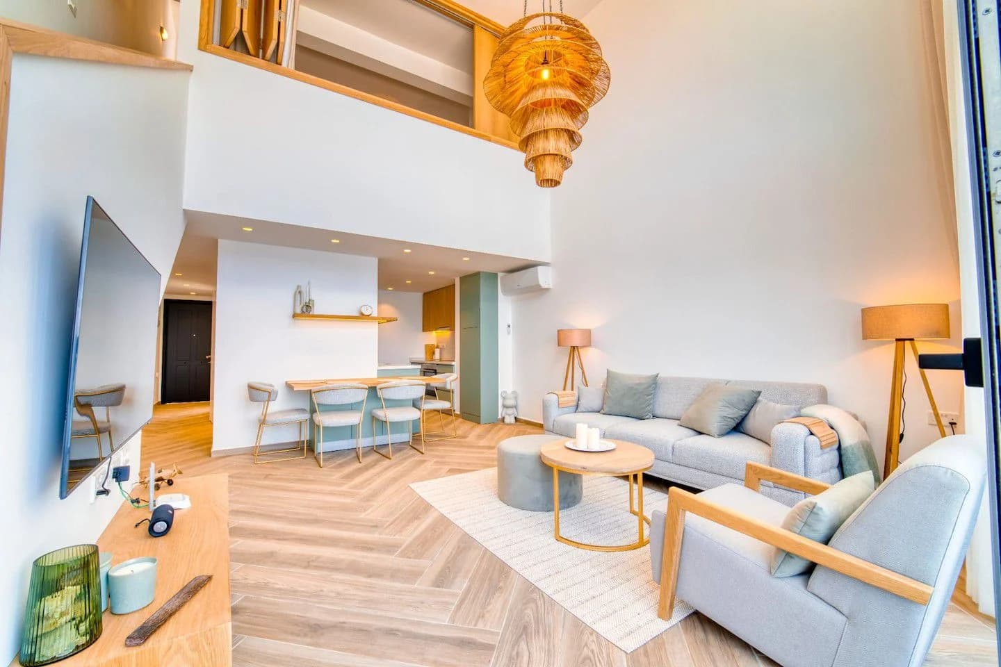 evergreen-221-interior-23