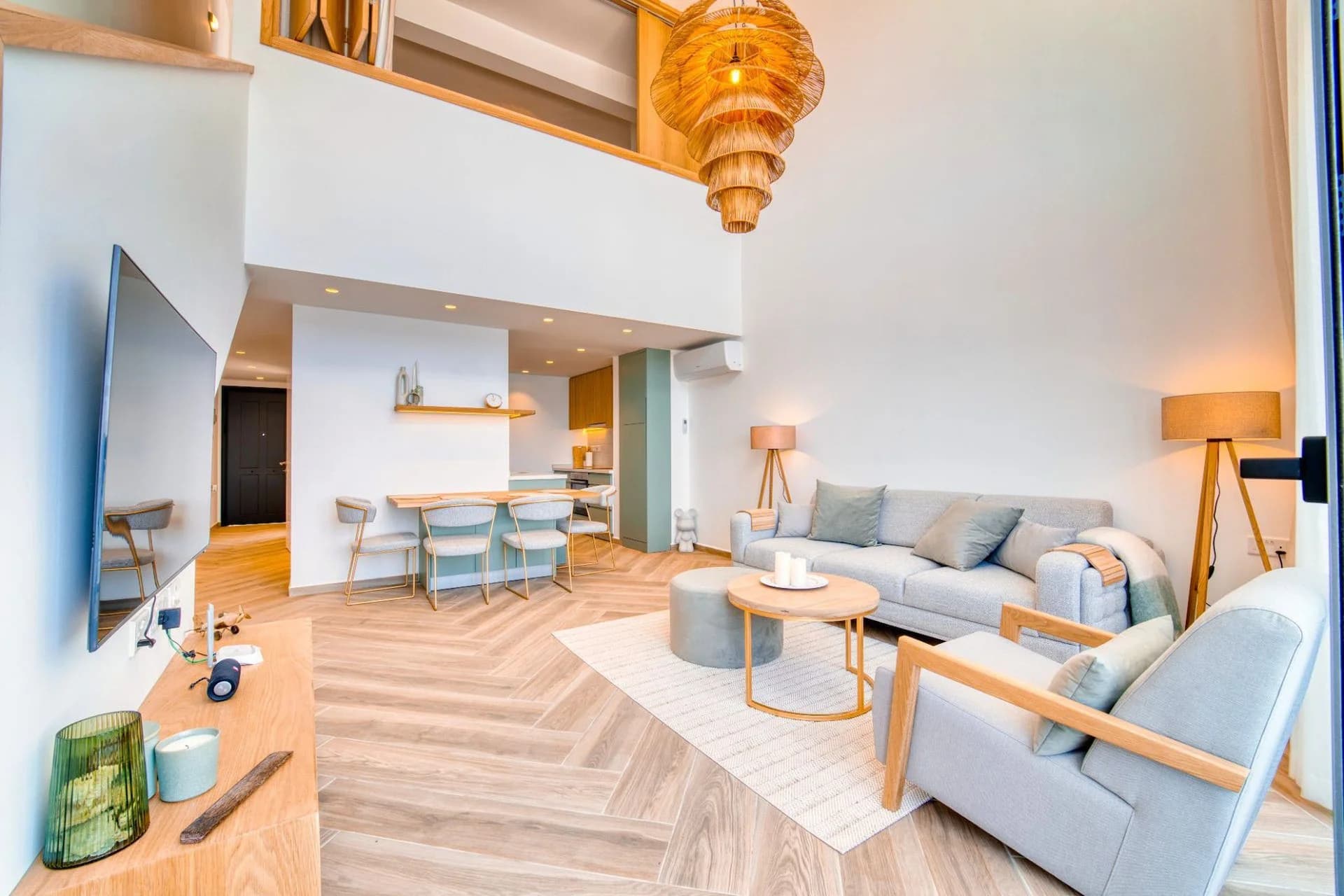 evergreen-221-interior-20