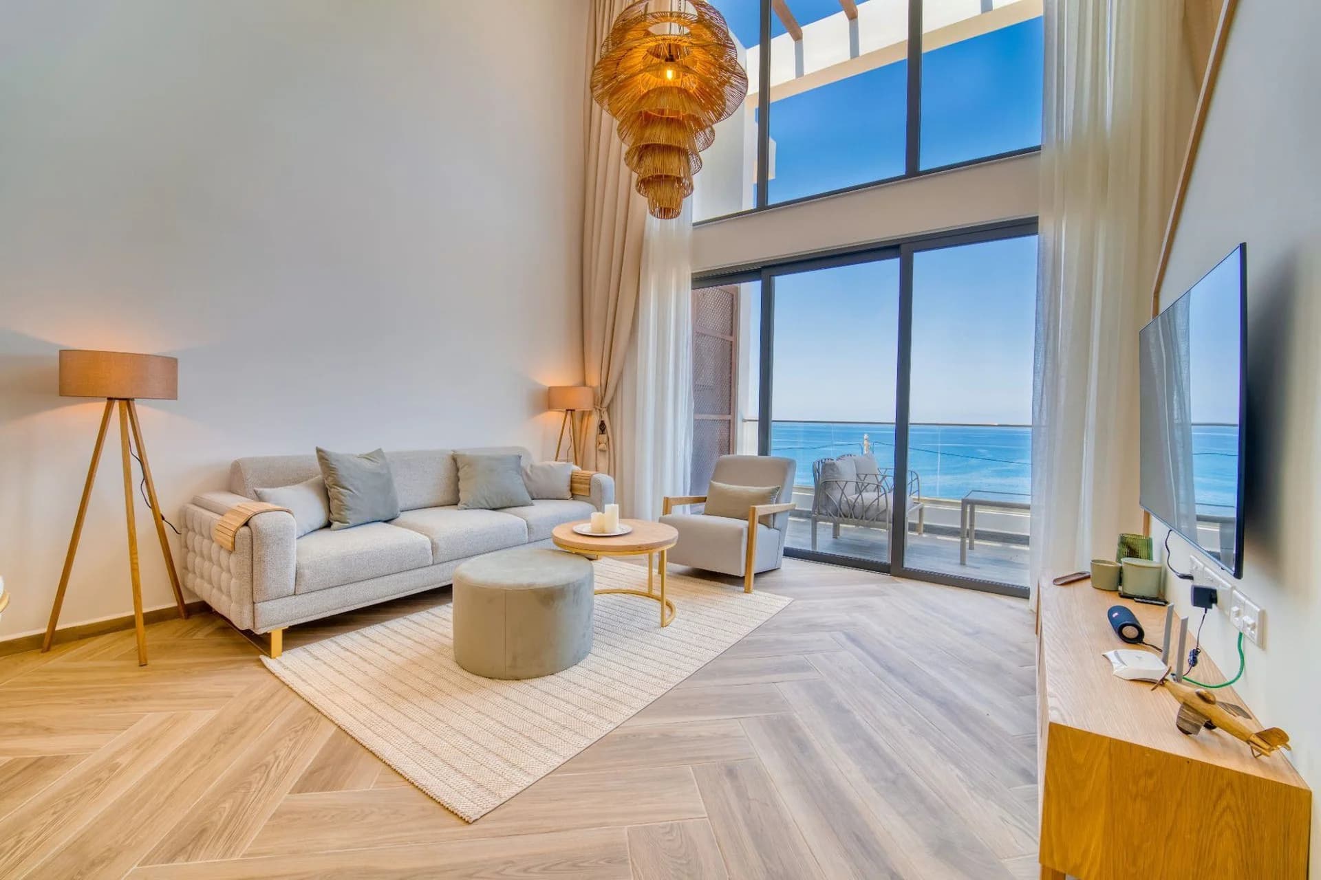 evergreen-221-interior-12