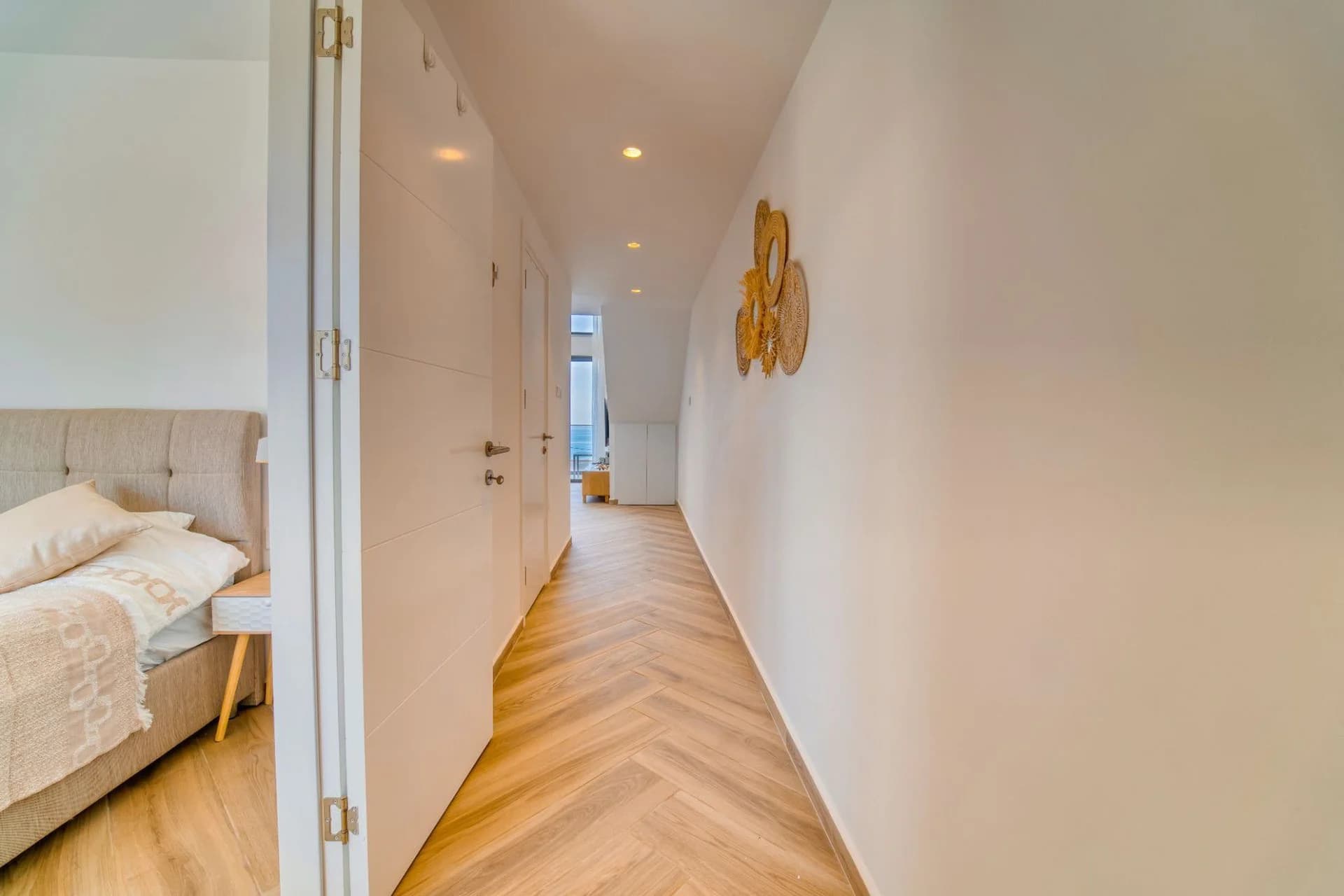 evergreen-221-interior-15