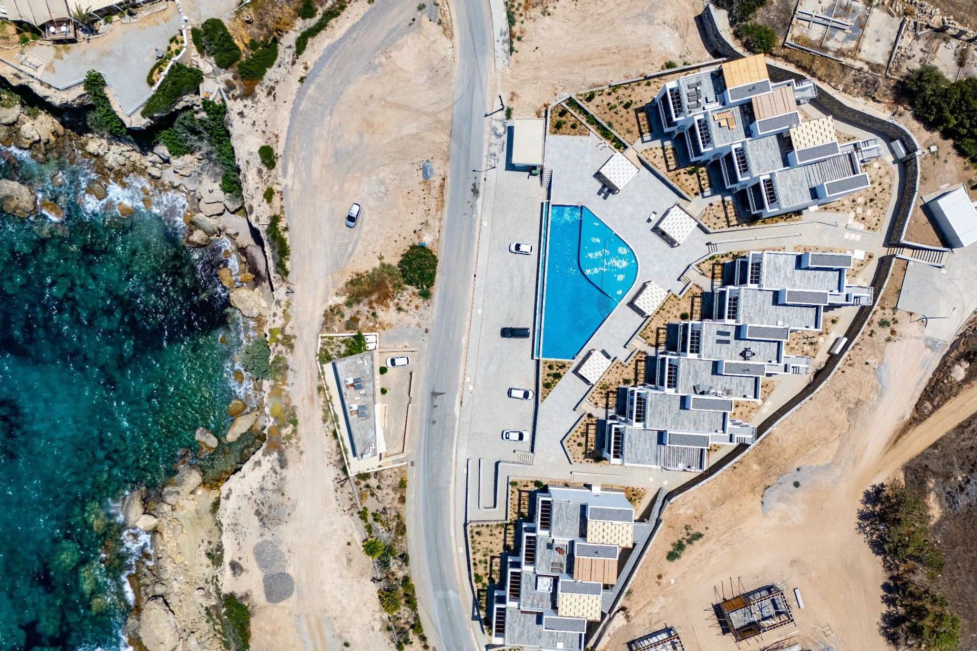 evergreen-221-exterior-6