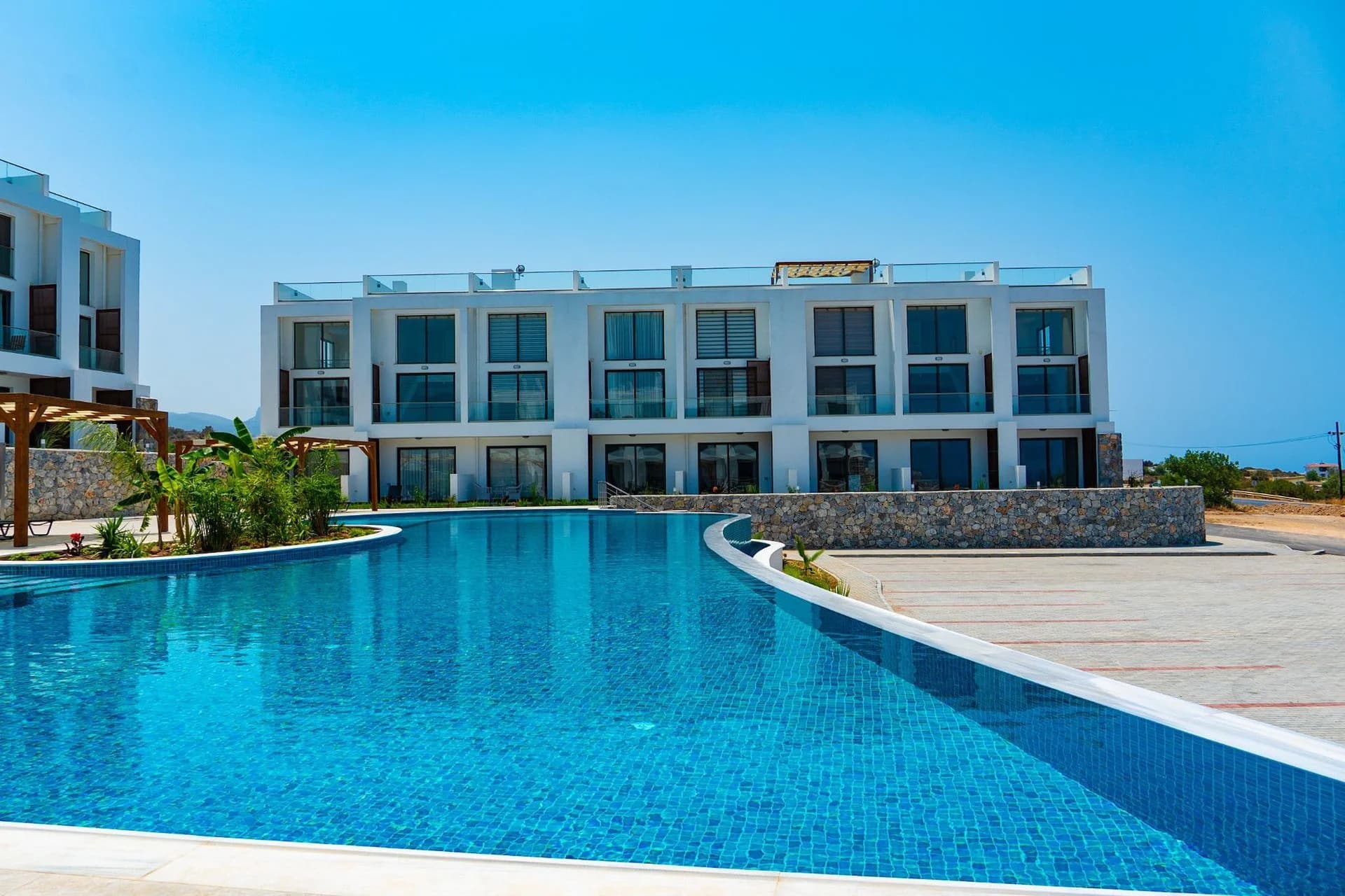 evergreen-3-exterior-12