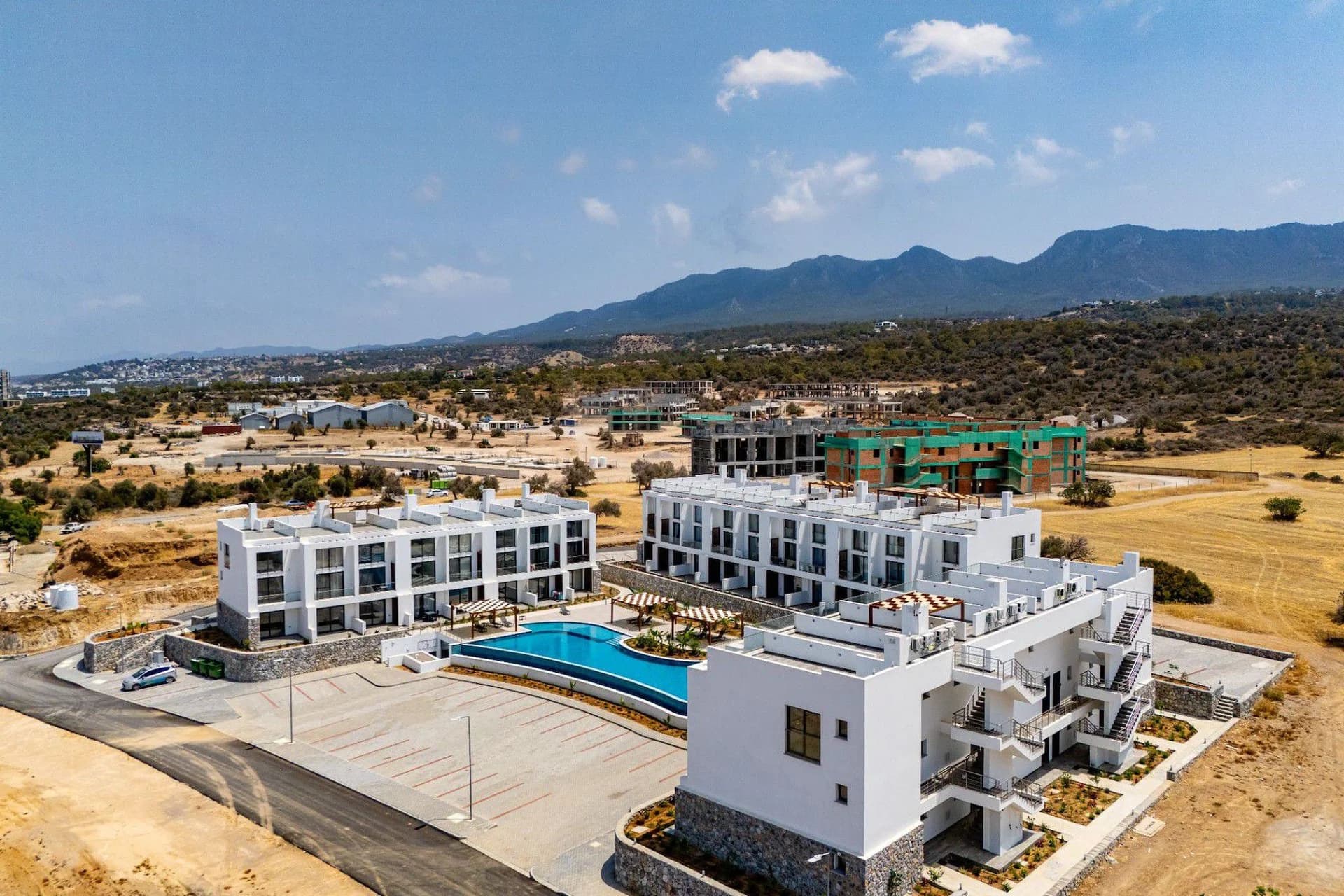 evergreen-3-exterior-3