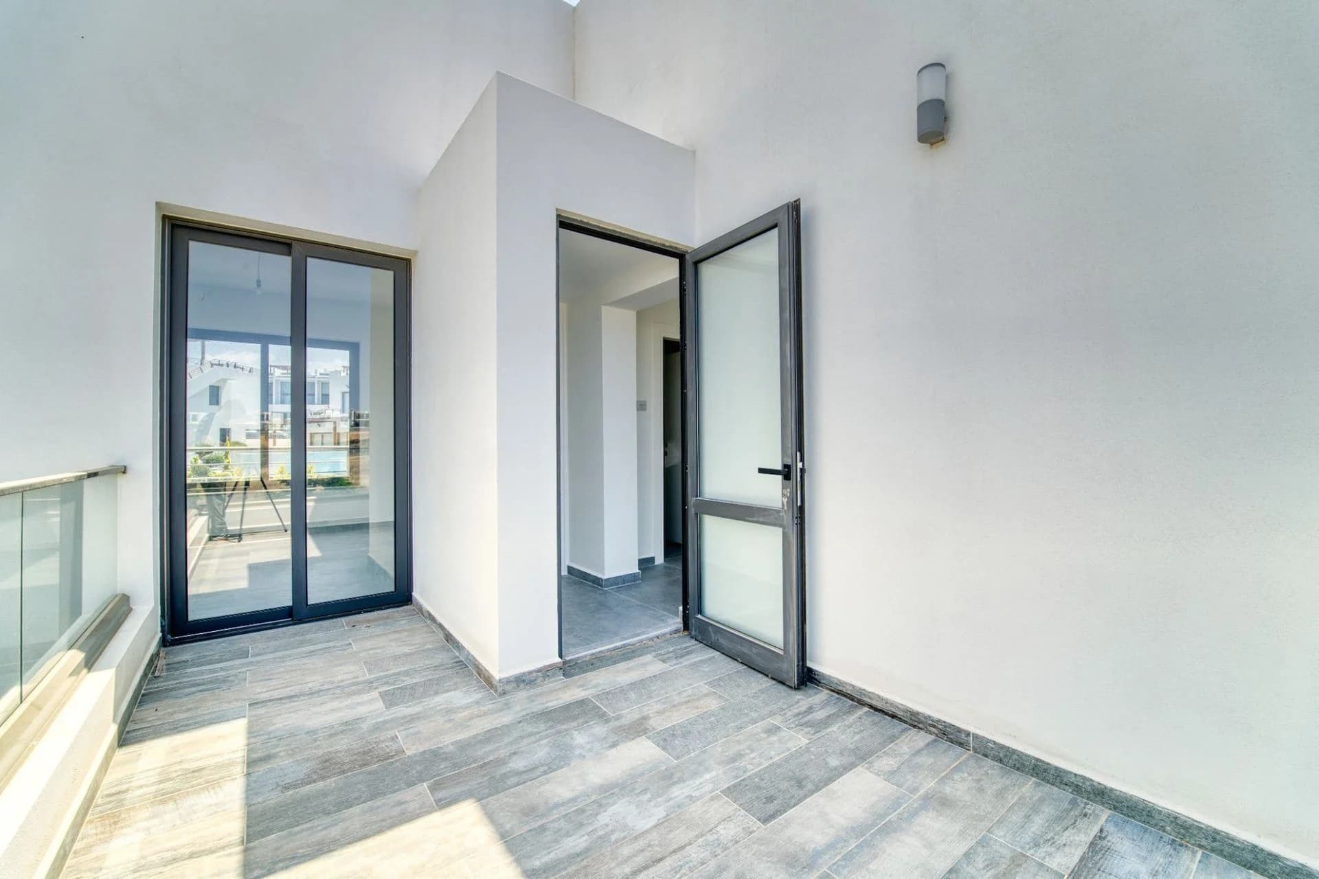 evergreen-448-interior-23