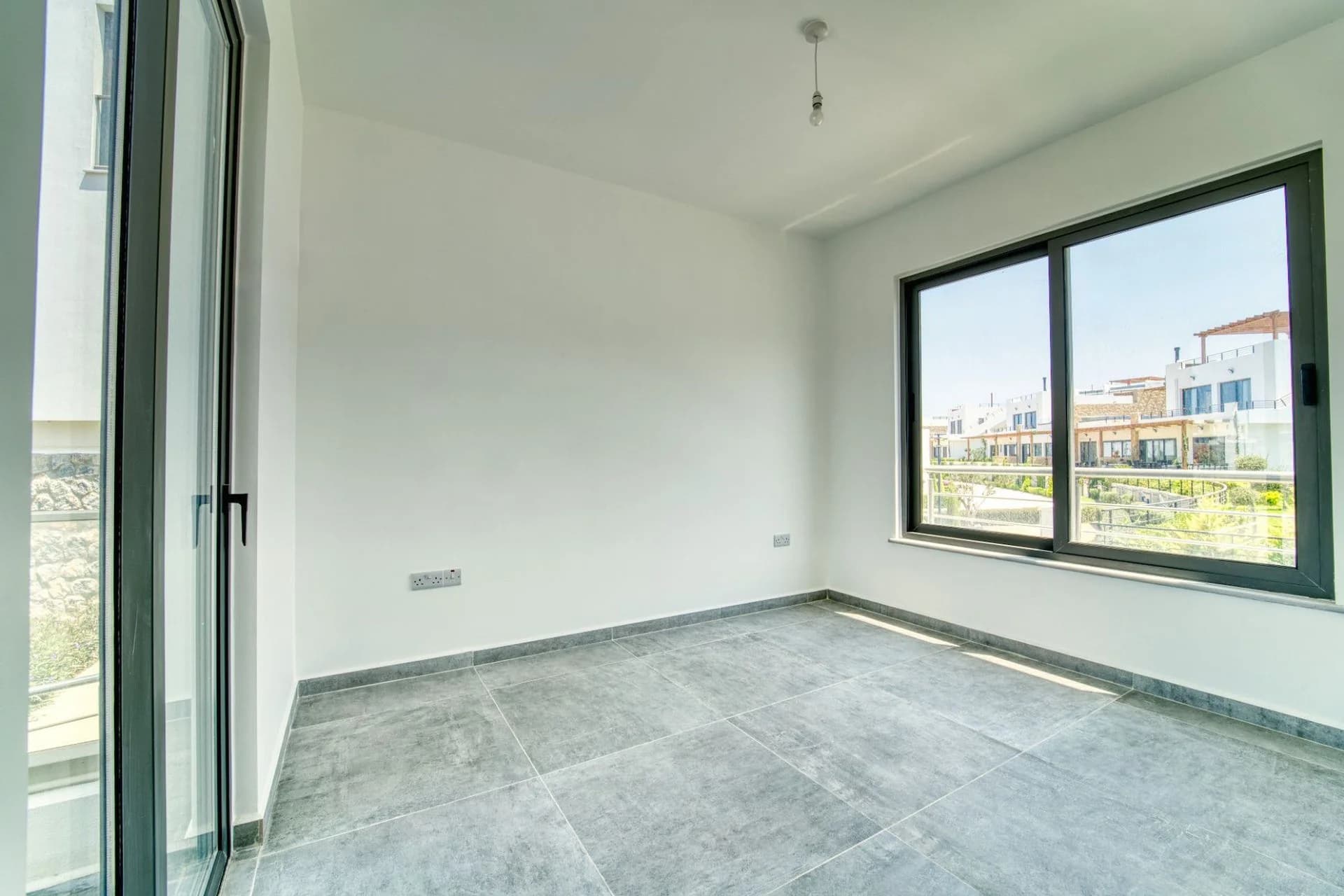 evergreen-448-interior-21