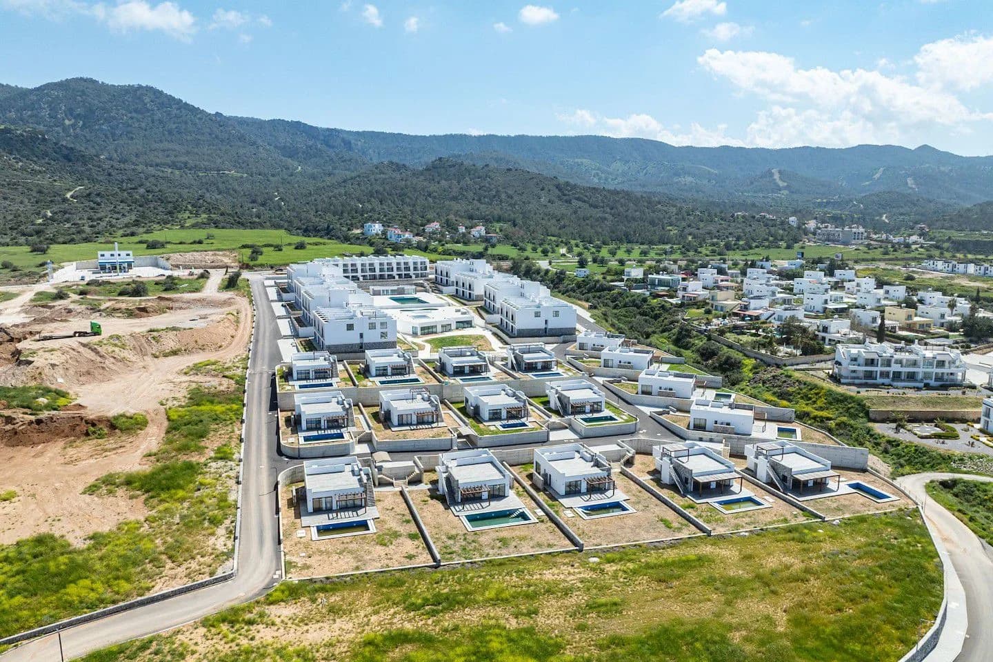 evergreen-5-exterior-8