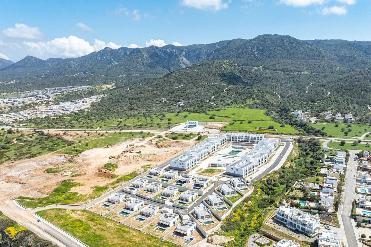 evergreen-5-exterior-7