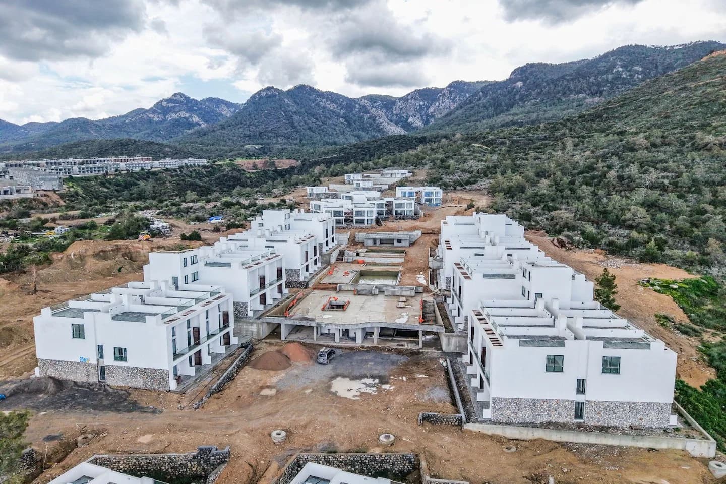 evergreen-9-construction-58