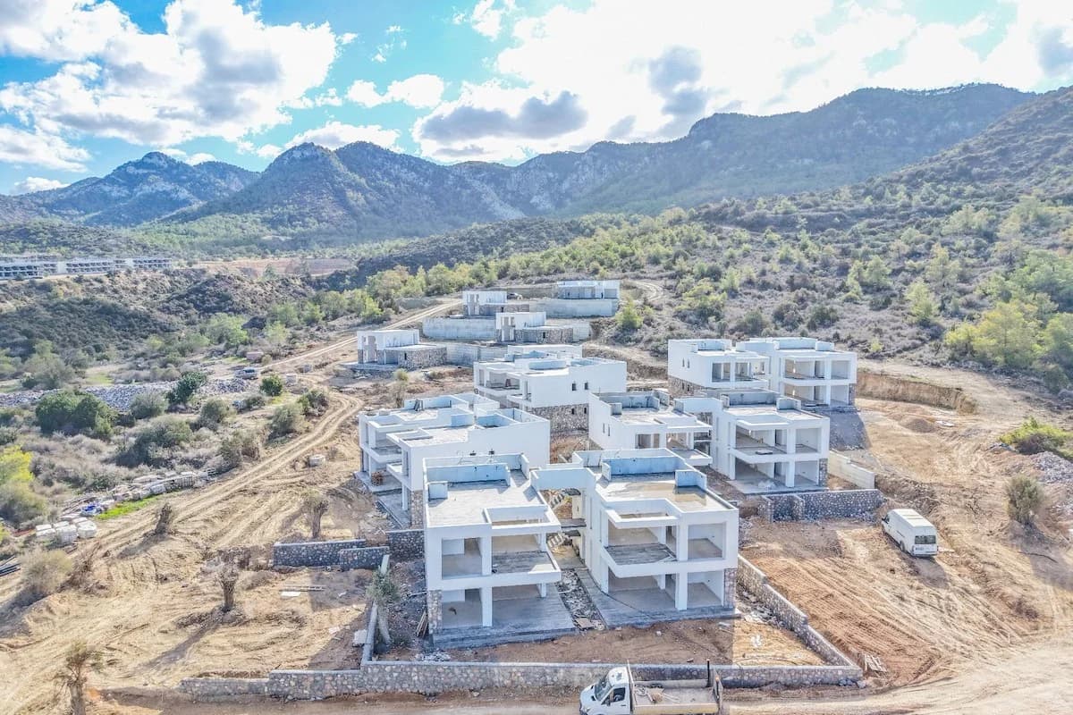 evergreen-9-construction-65