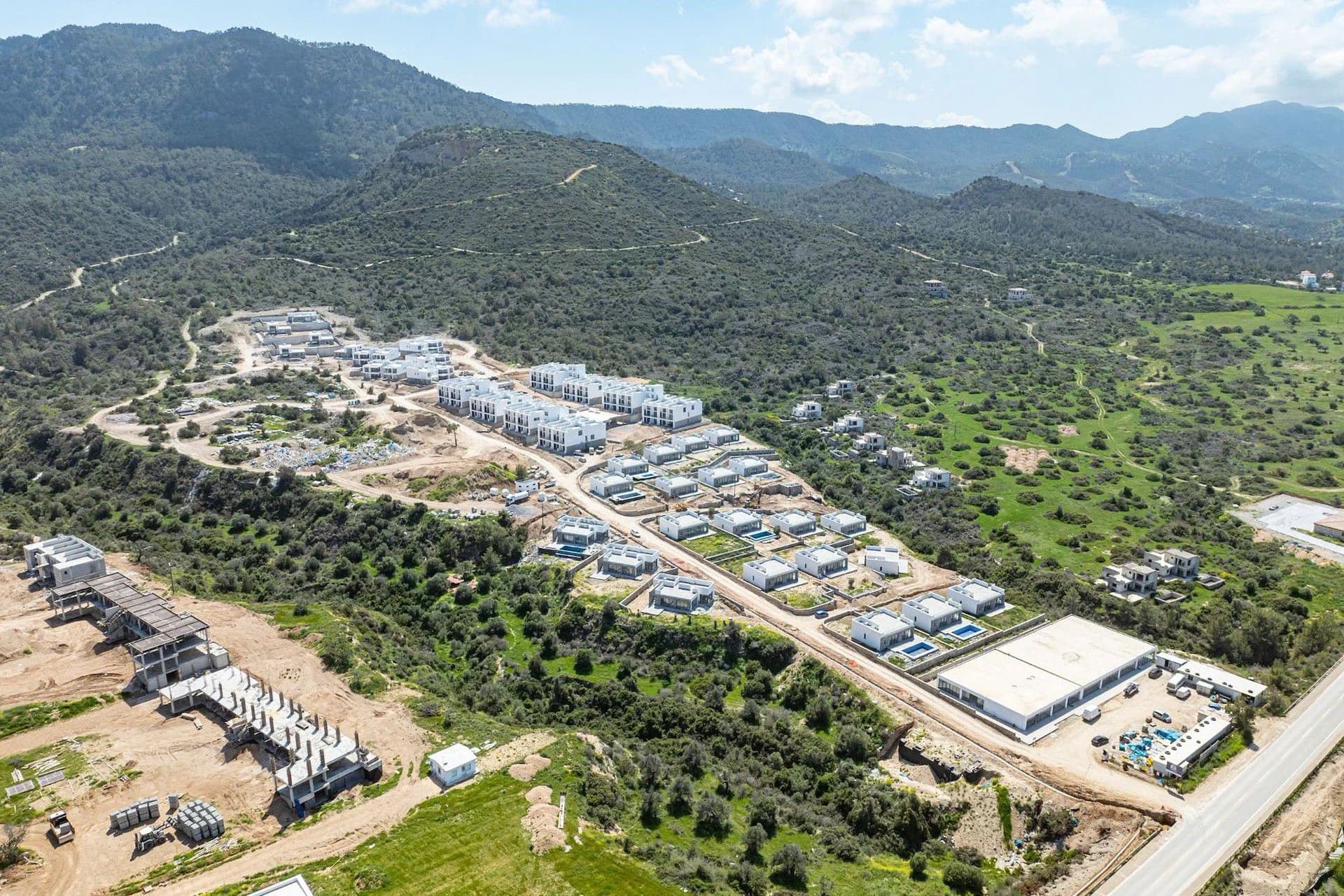 evergreen-9-exterior-8
